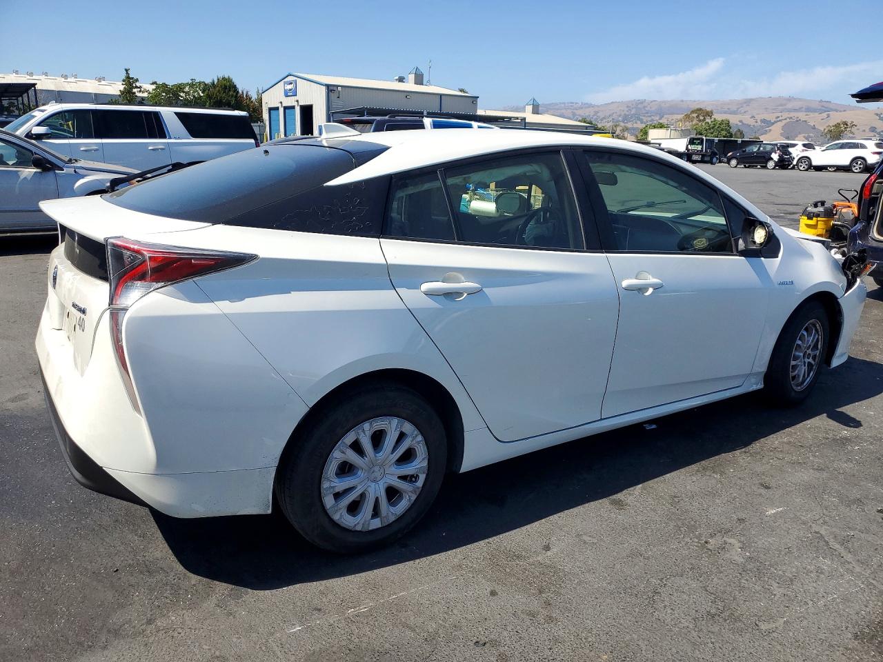 2016 TOYOTA PRIUS