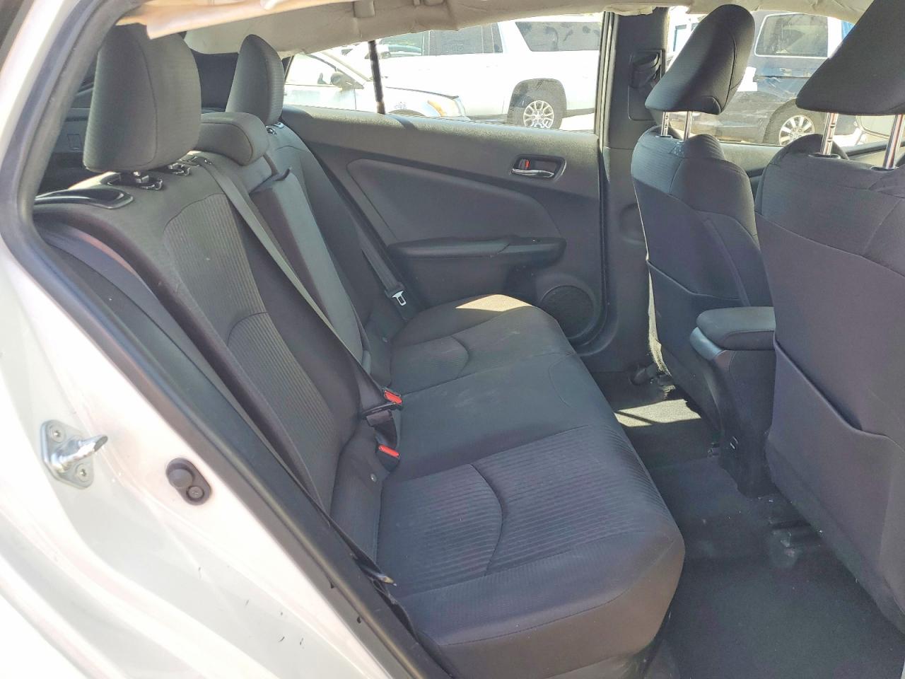 2016 TOYOTA PRIUS