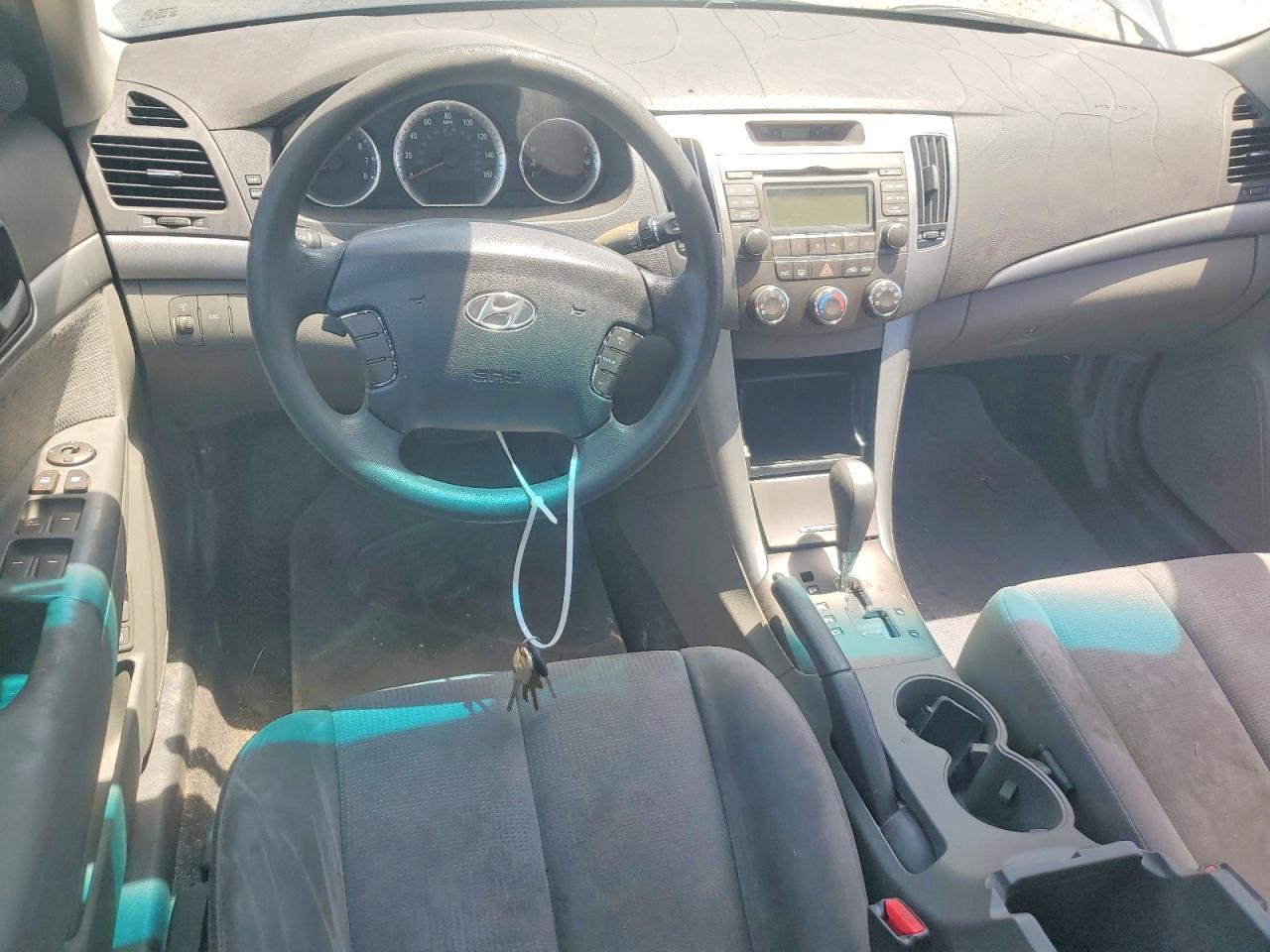 2010 HYUNDAI SONATA