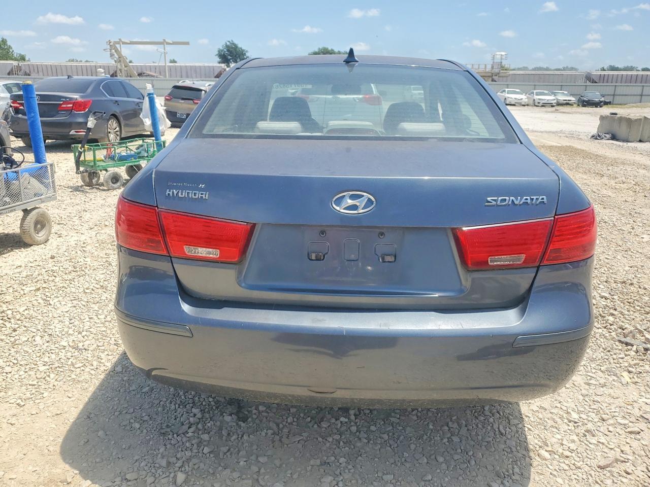 2010 HYUNDAI SONATA