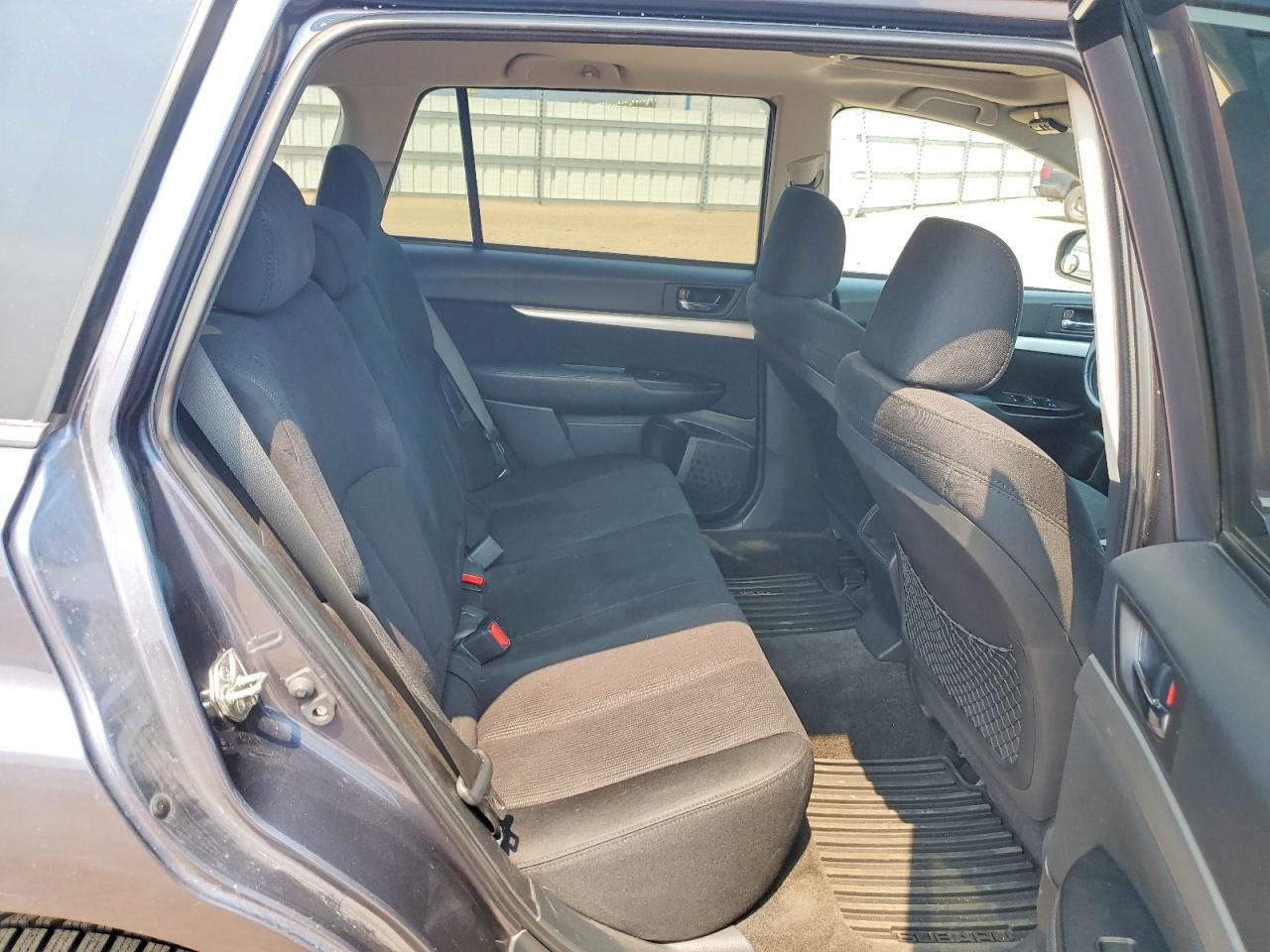 2014 SUBARU OUTBACK
