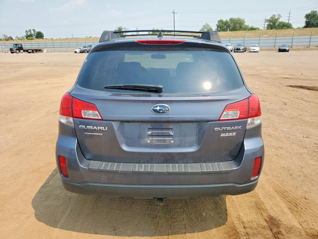 2014 SUBARU OUTBACK
