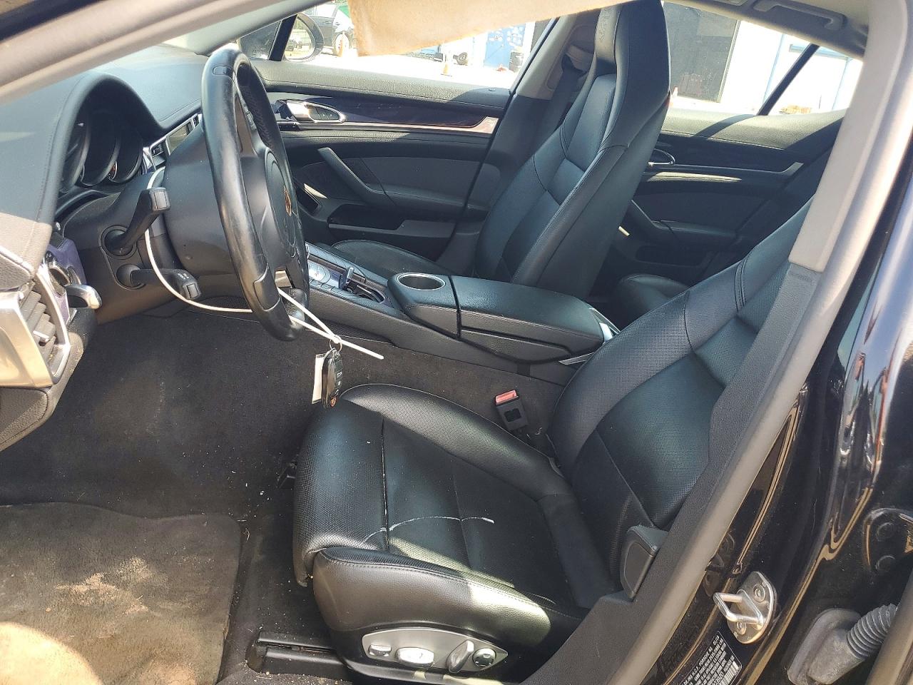 2016 PORSCHE PANAMERA