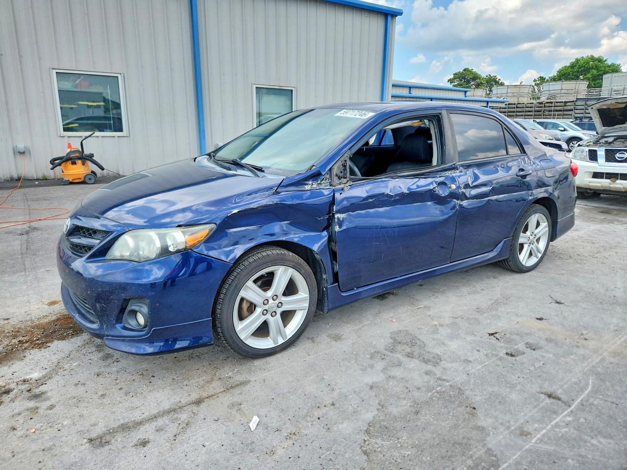 2013 TOYOTA COROLLA
