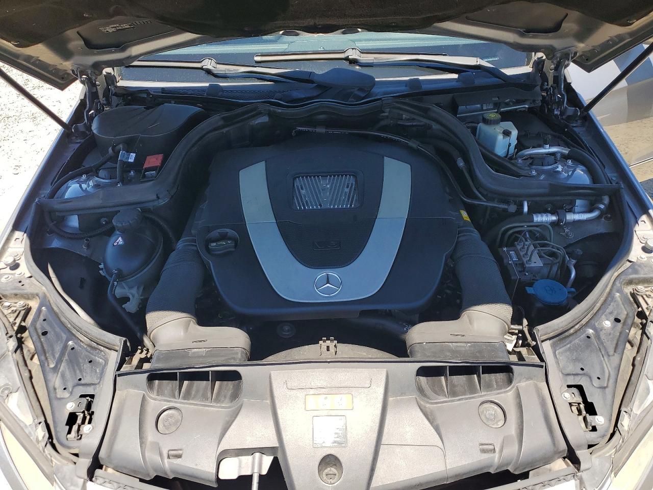 2010 MERCEDES-BENZ E-CLASS
