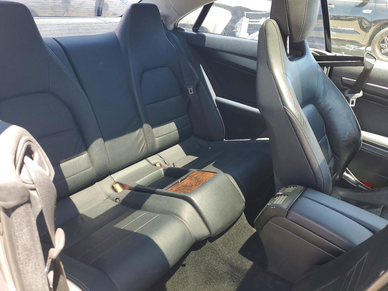 2010 MERCEDES-BENZ E-CLASS
