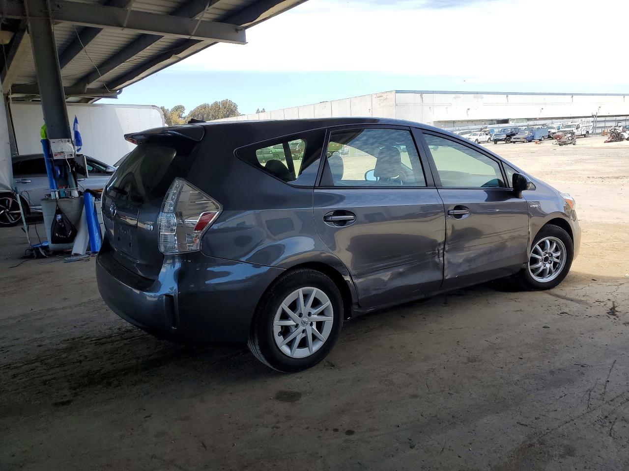 2014 TOYOTA PRIUS