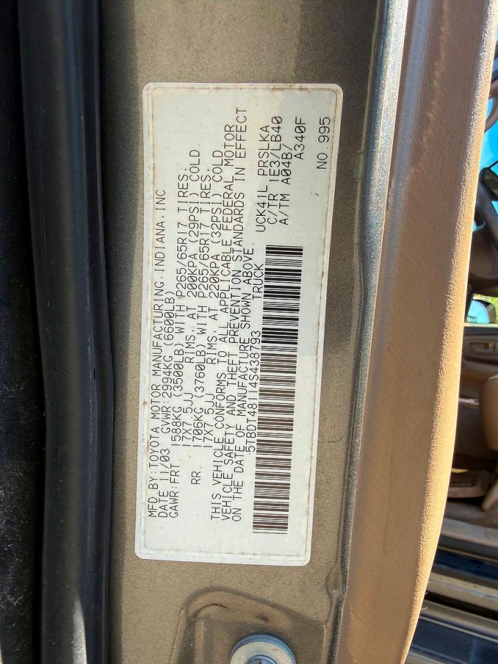2004 TOYOTA TUNDRA