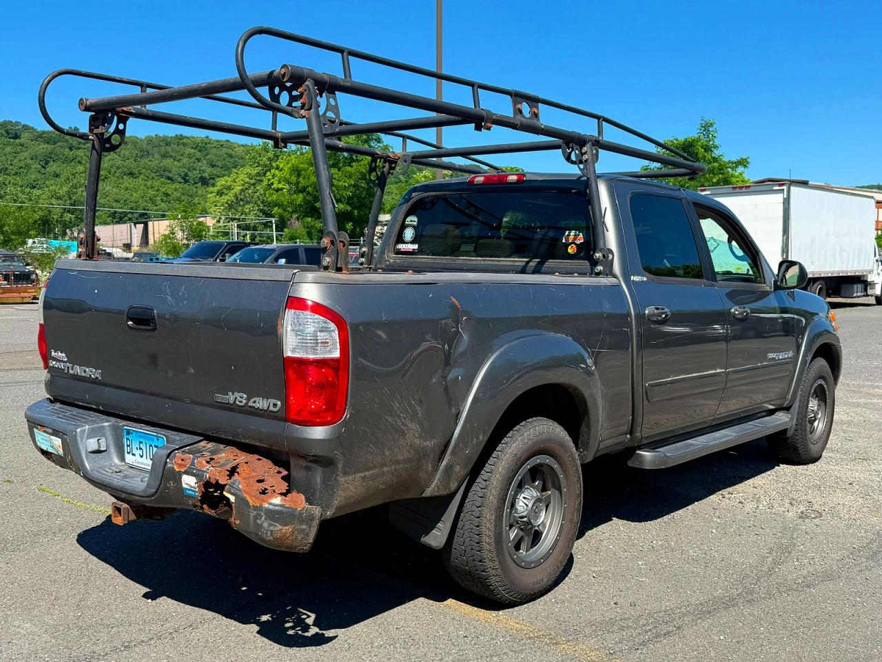 2004 TOYOTA TUNDRA