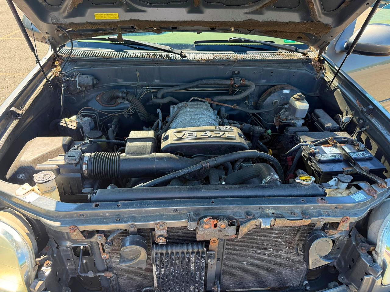 2004 TOYOTA TUNDRA