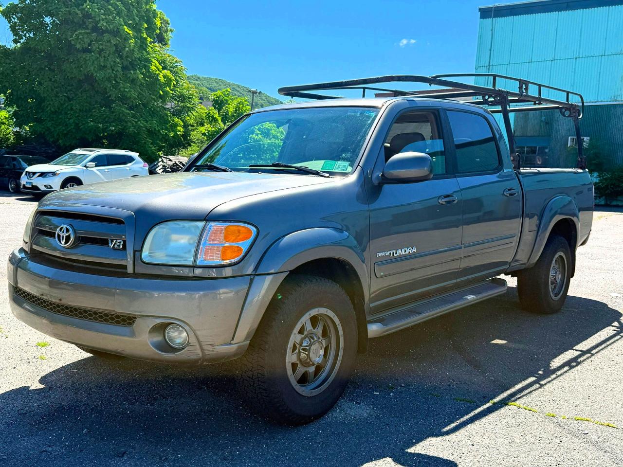 2004 TOYOTA TUNDRA