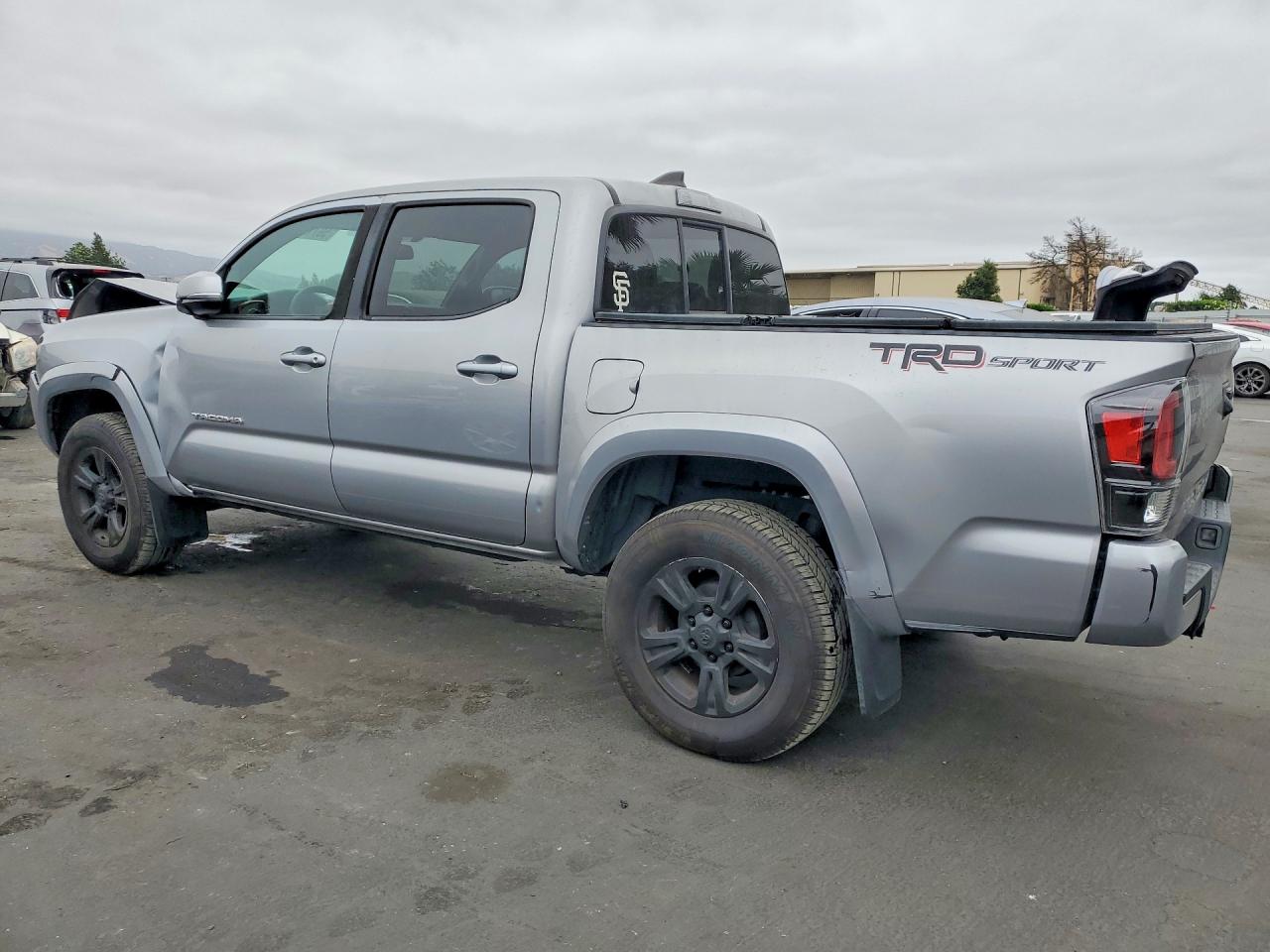 2016 TOYOTA TACOMA