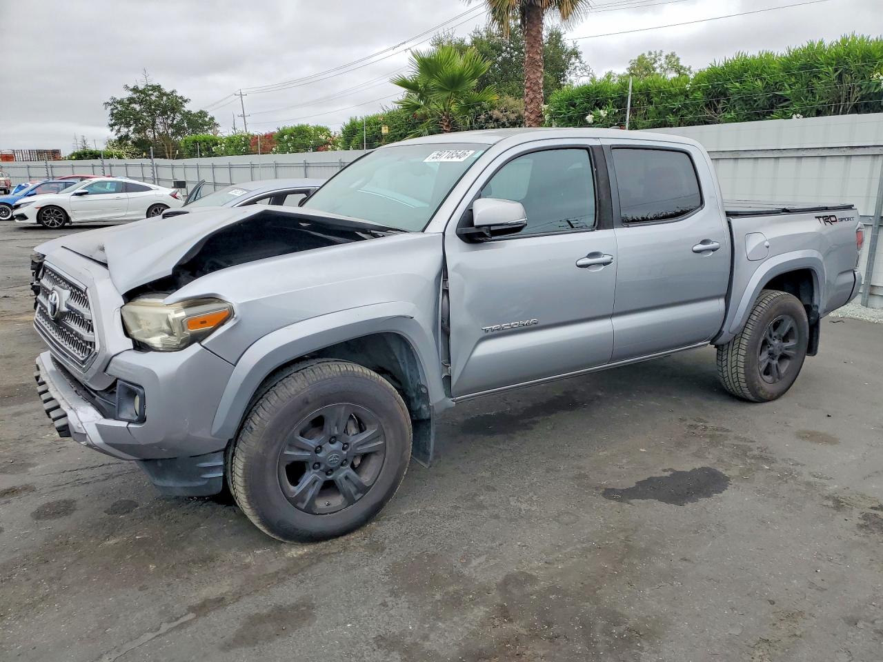 2016 TOYOTA TACOMA