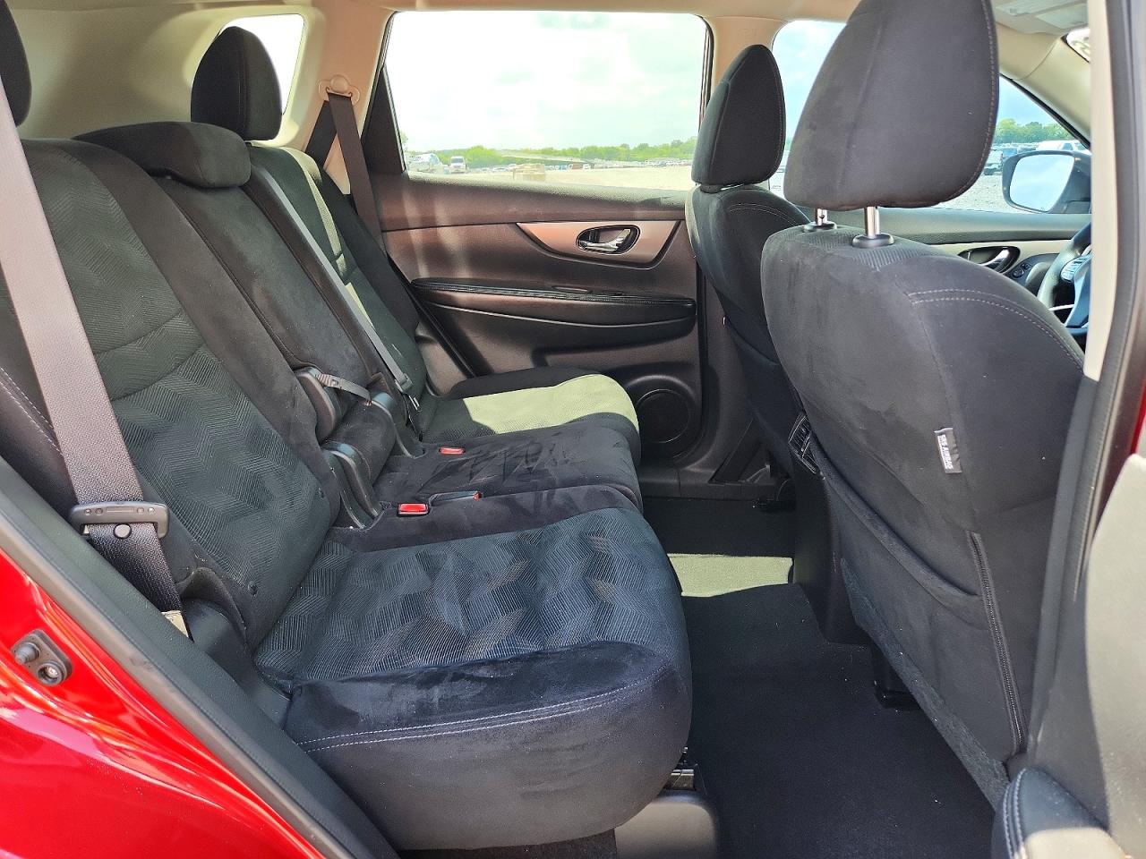 2014 NISSAN ROGUE