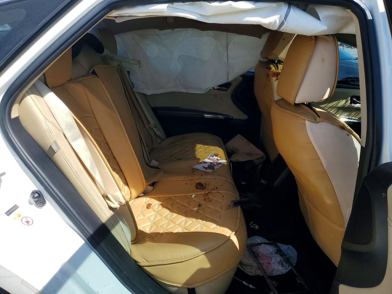 2016 TOYOTA AVALON