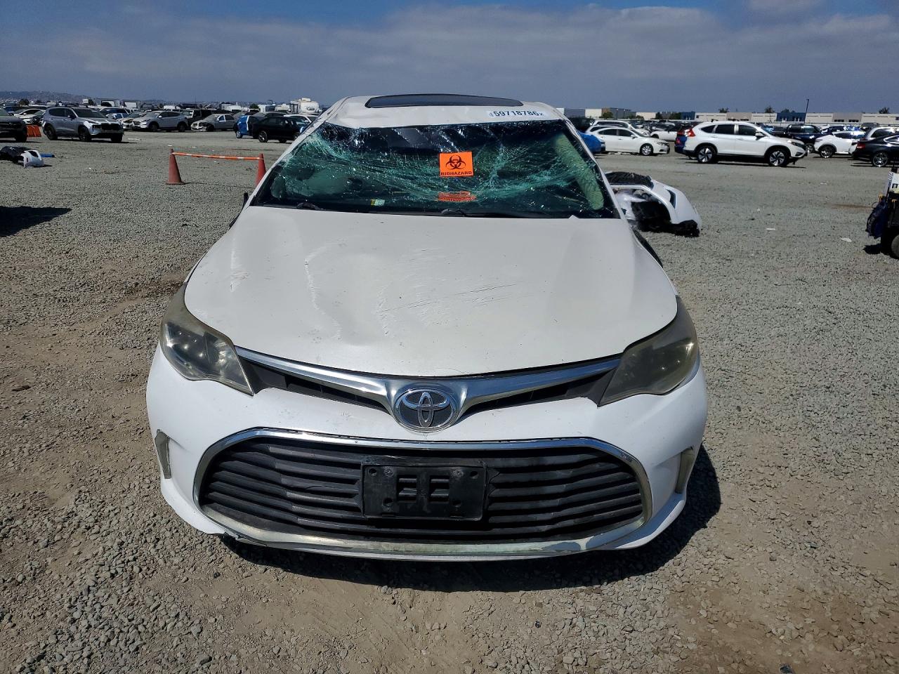 2016 TOYOTA AVALON