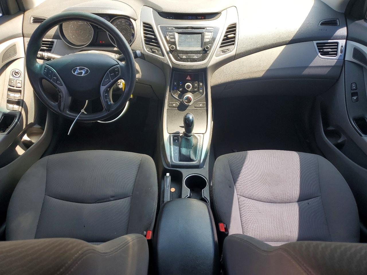 2014 HYUNDAI ELANTRA