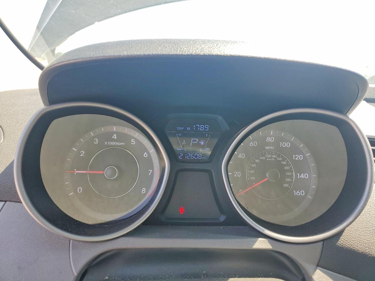 2014 HYUNDAI ELANTRA