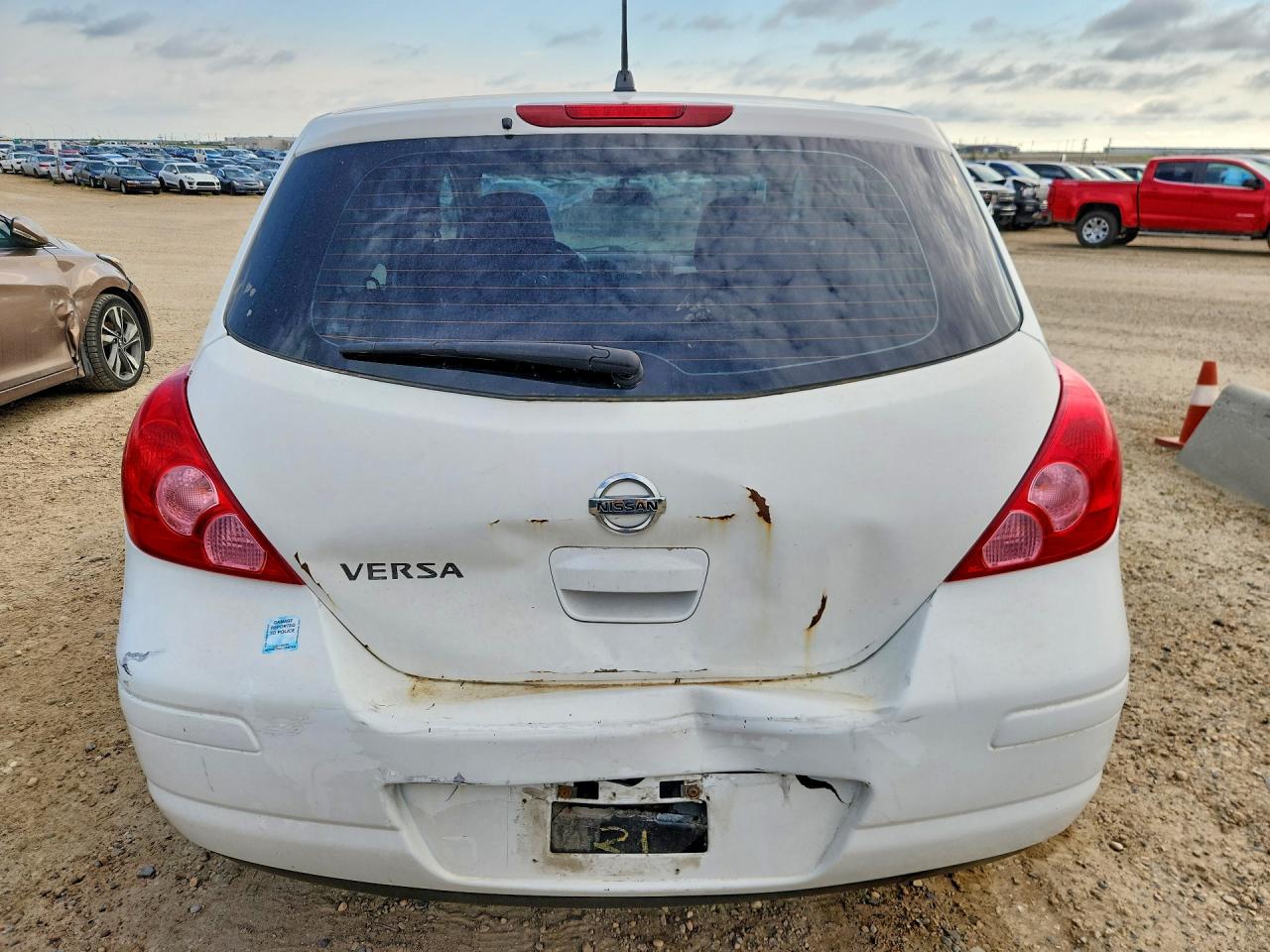 2008 NISSAN VERSA