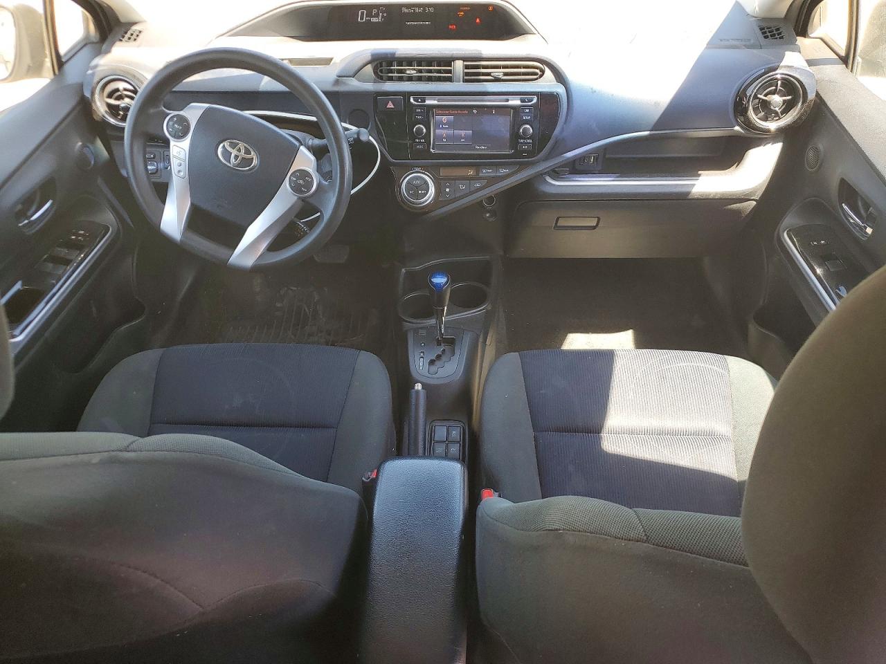 2015 TOYOTA PRIUS