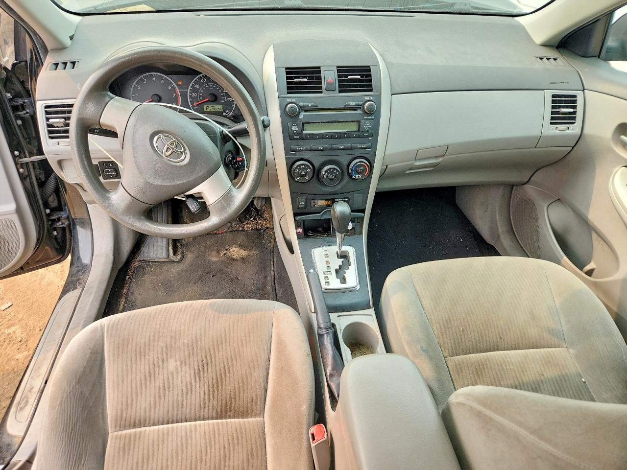 2010 TOYOTA COROLLA