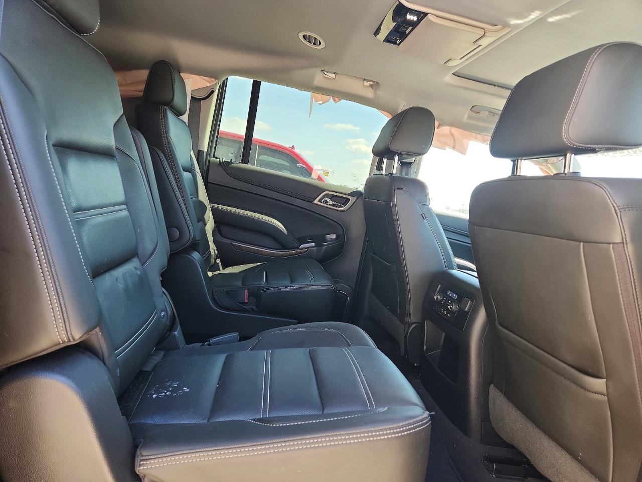 2019 GMC YUKON