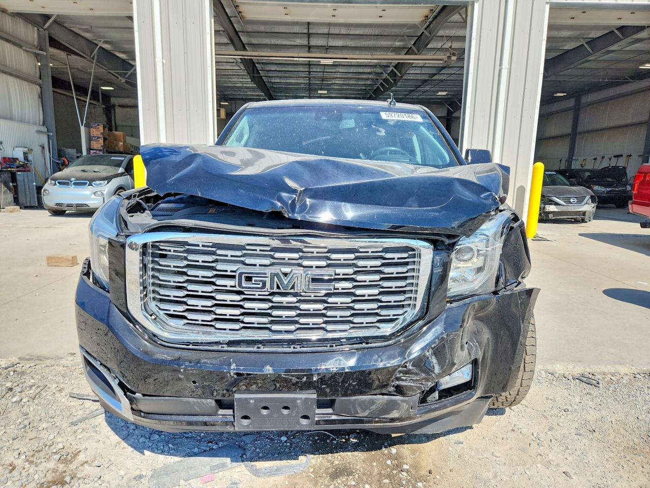 2019 GMC YUKON