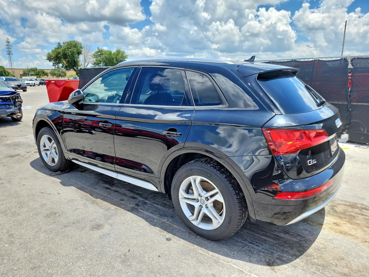 2018 AUDI Q5