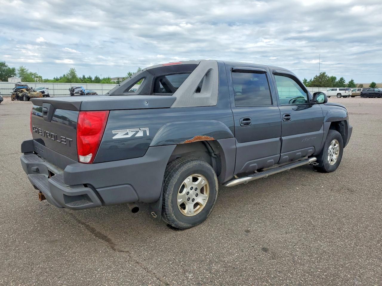 2003 CHEVROLET AVALANCHE