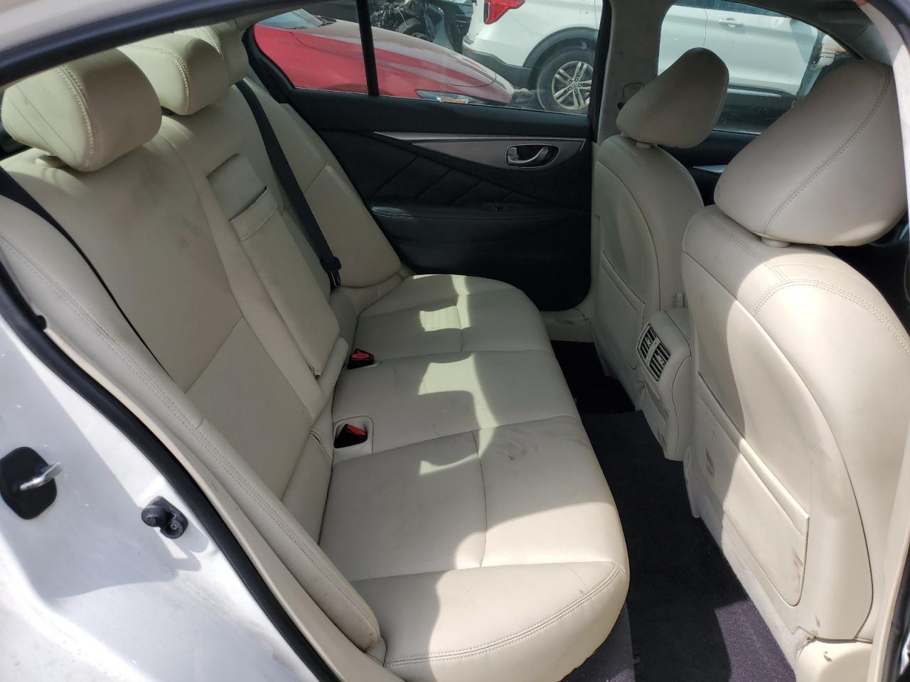2016 INFINITI Q50