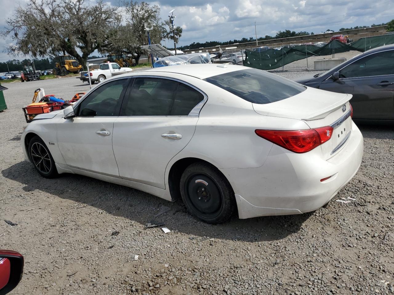 2016 INFINITI Q50