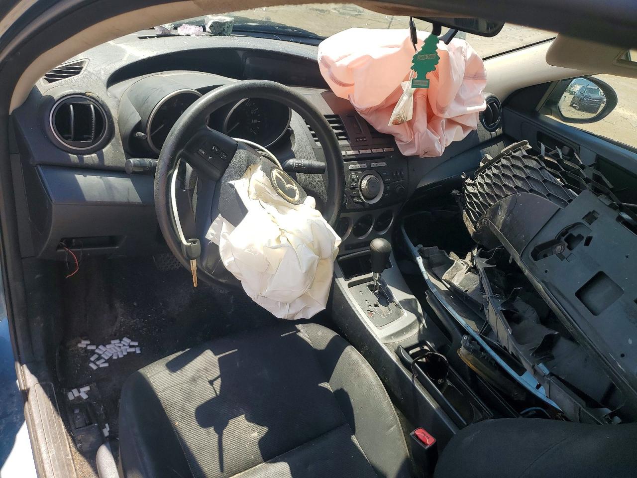 2010 MAZDA 3