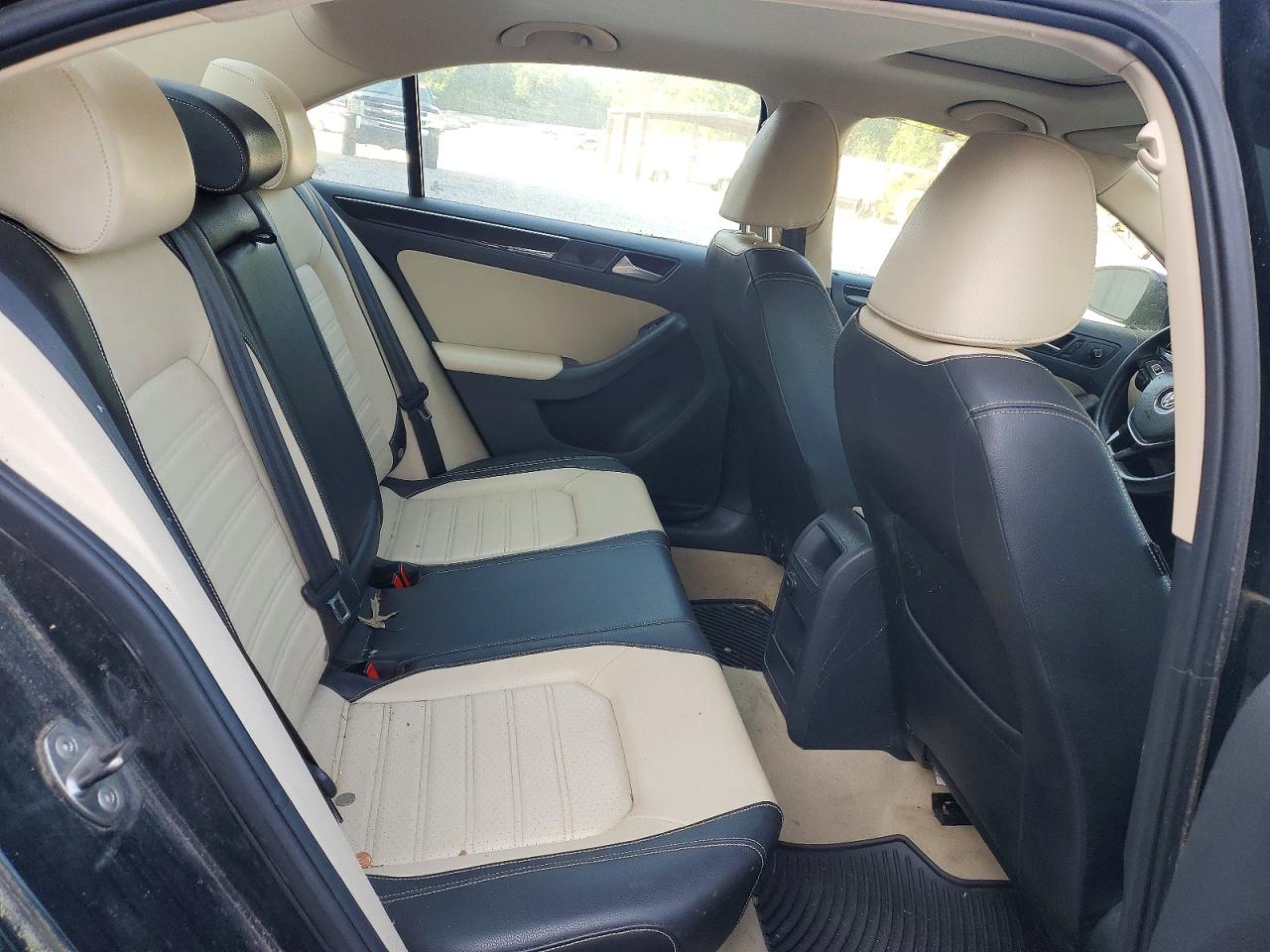 2015 VOLKSWAGEN JETTA