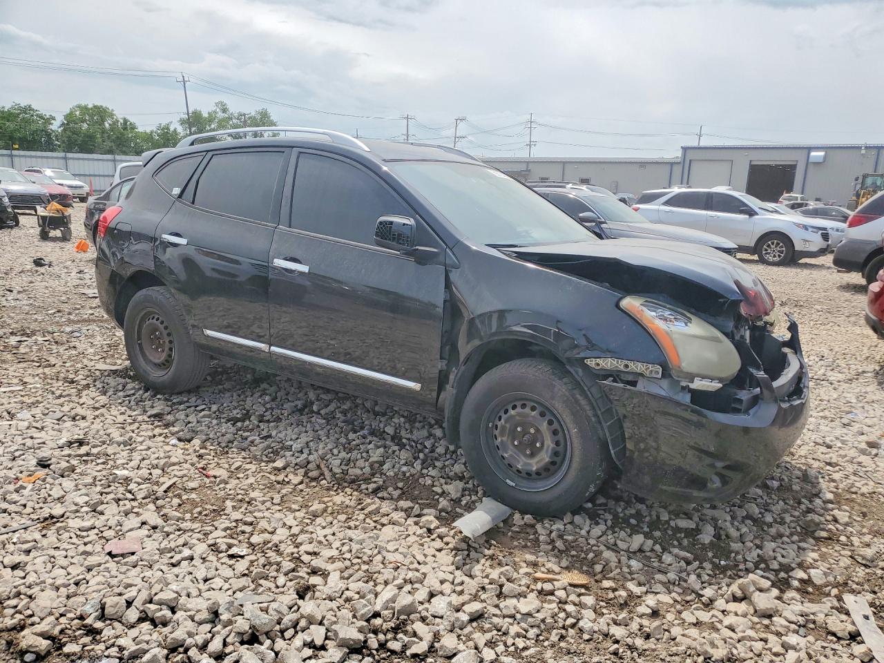 2015 NISSAN ROGUE