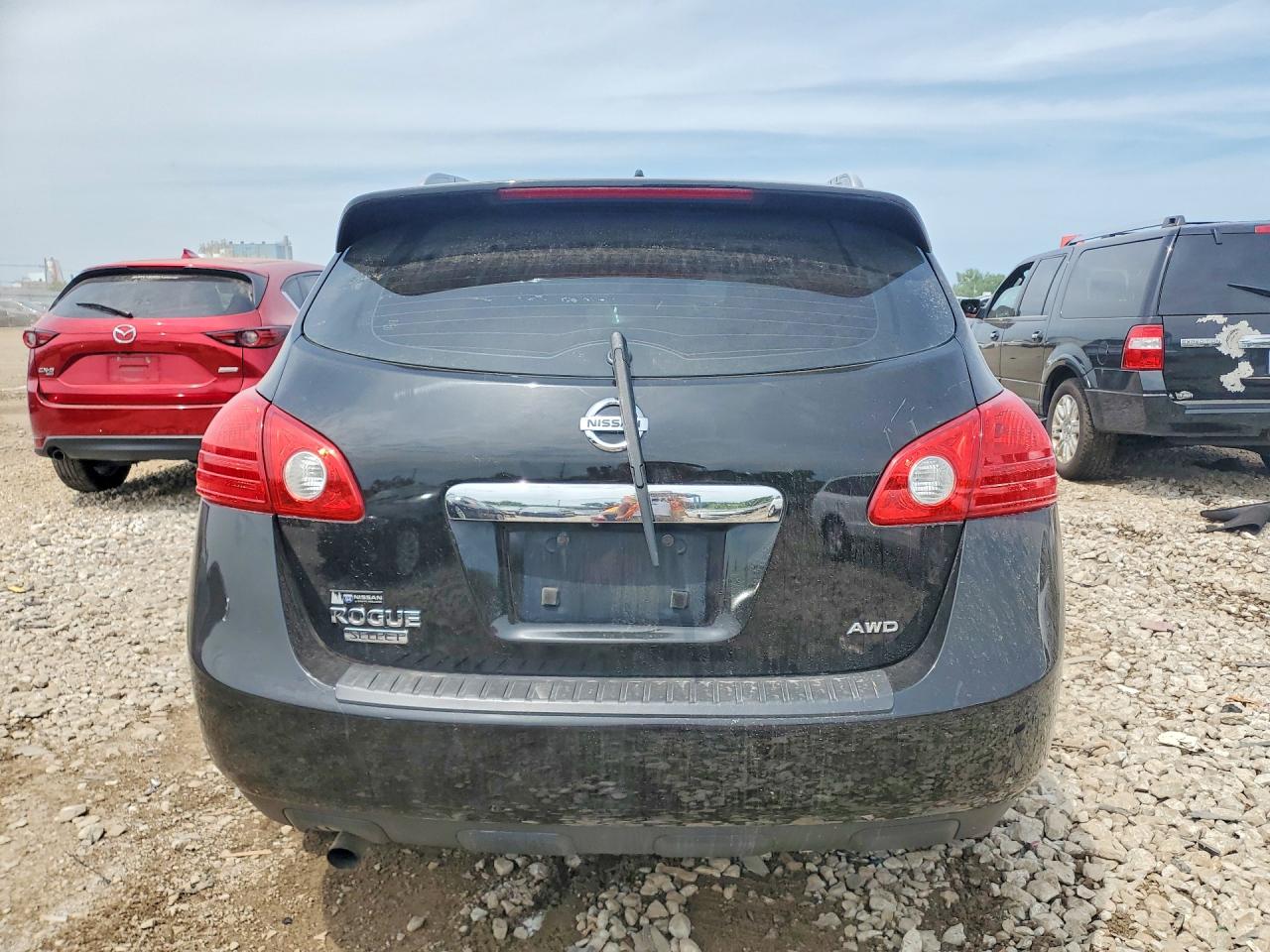 2015 NISSAN ROGUE