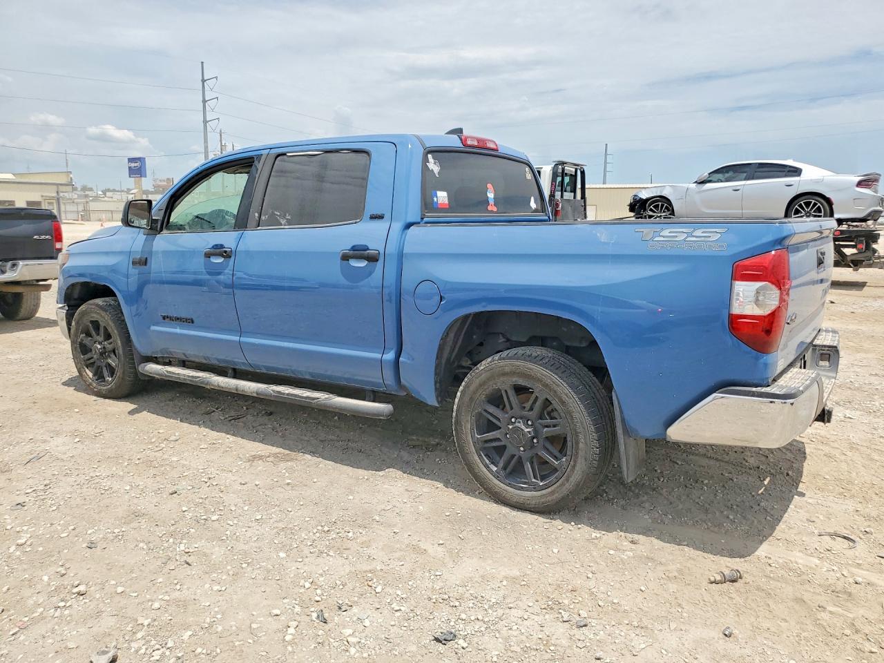 2020 TOYOTA TUNDRA
