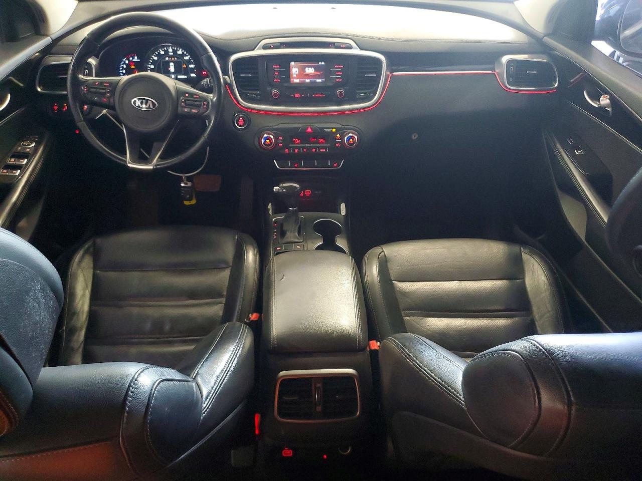 2016 KIA SORENTO