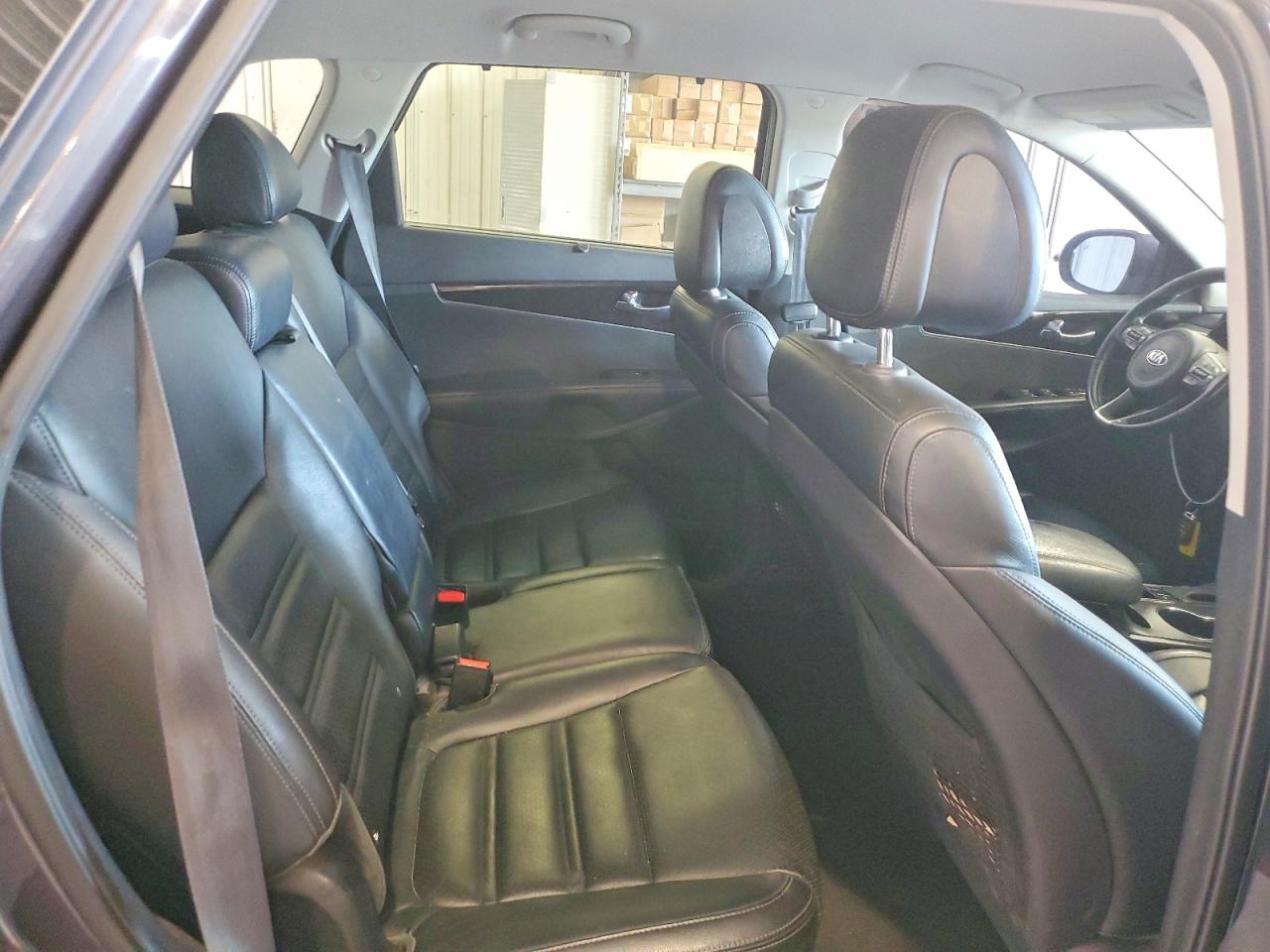 2016 KIA SORENTO