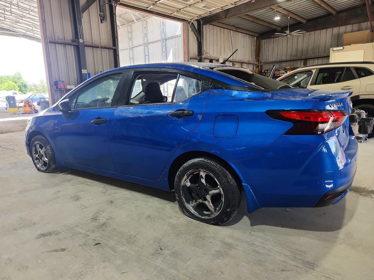 2022 NISSAN VERSA