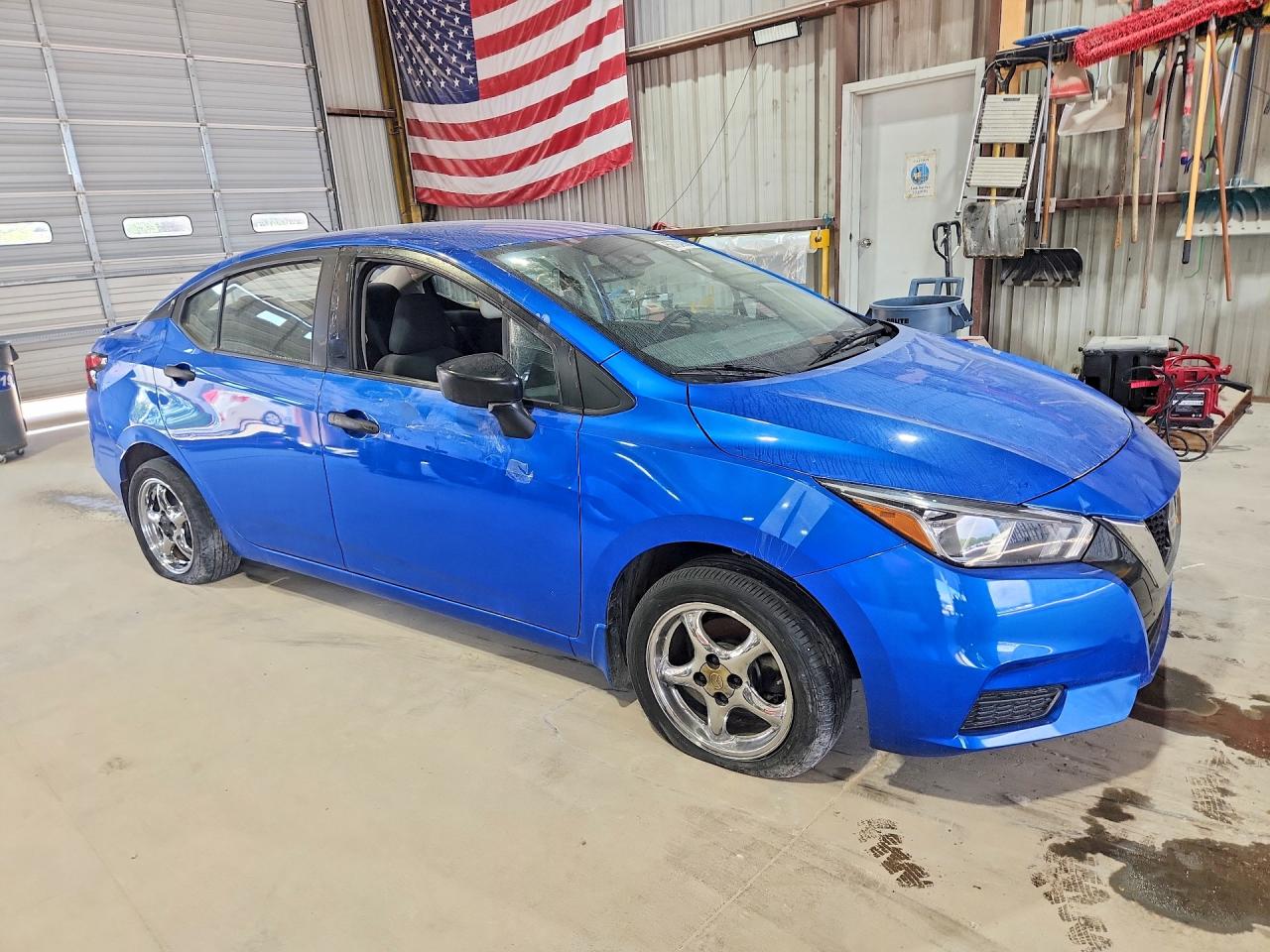 2022 NISSAN VERSA