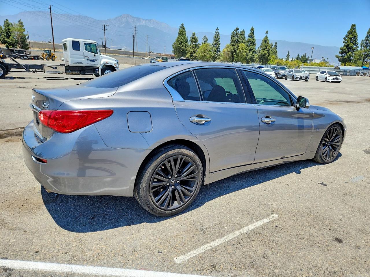 2017 INFINITI Q50