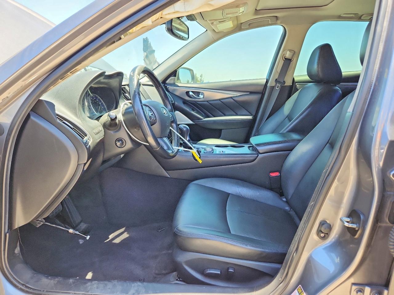 2017 INFINITI Q50