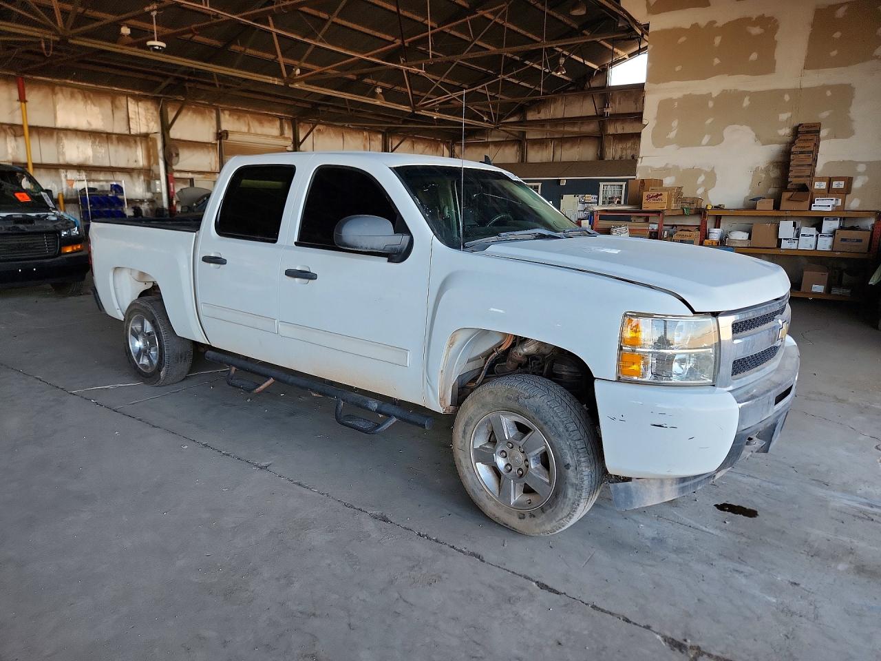 2011 CHEVROLET SILVERADO