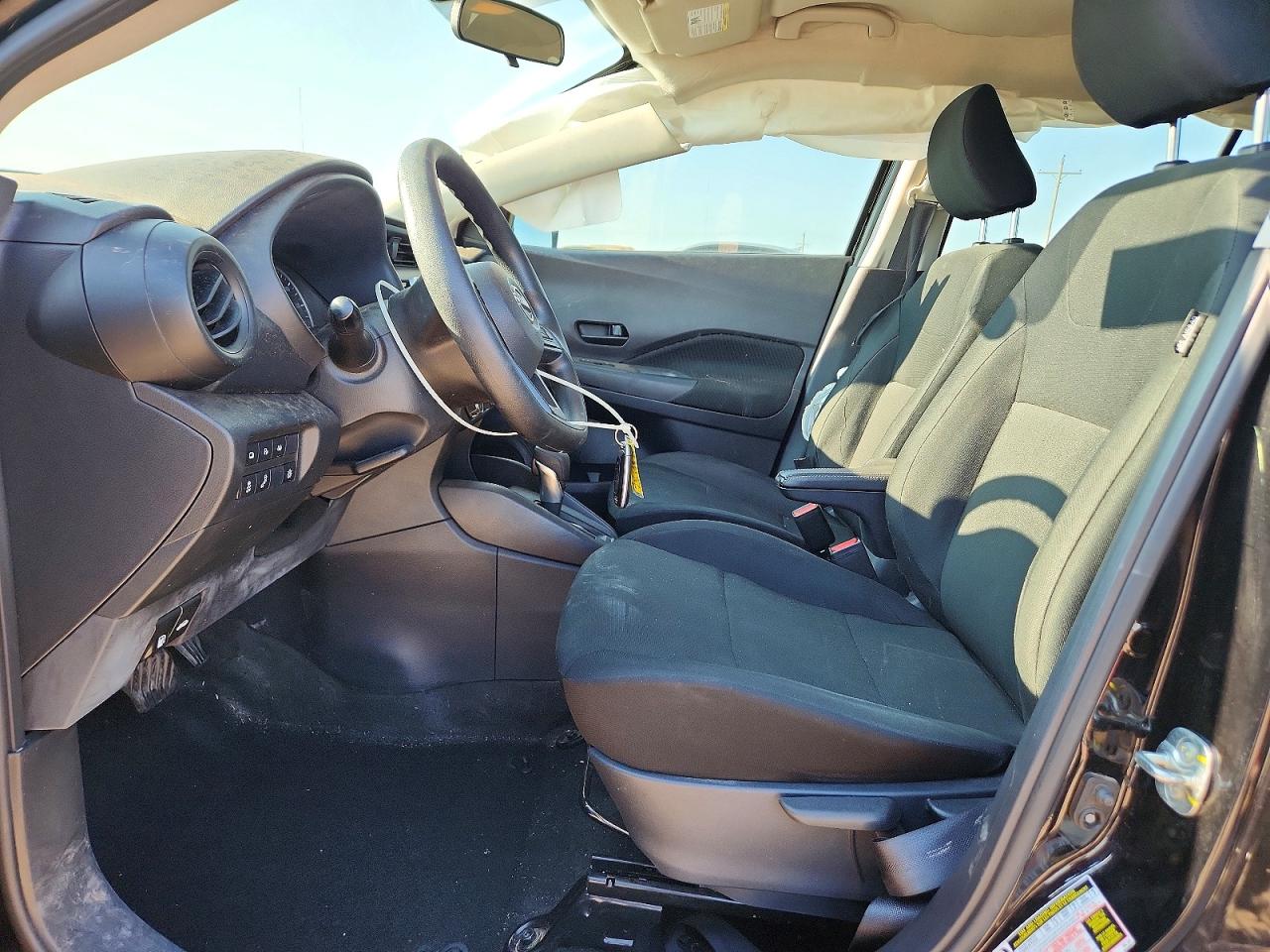 2024 NISSAN KICKS