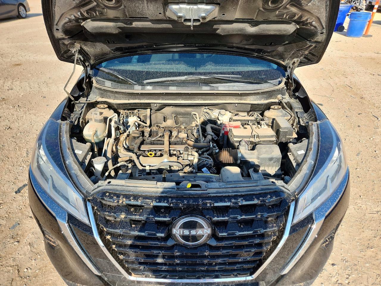 2024 NISSAN KICKS