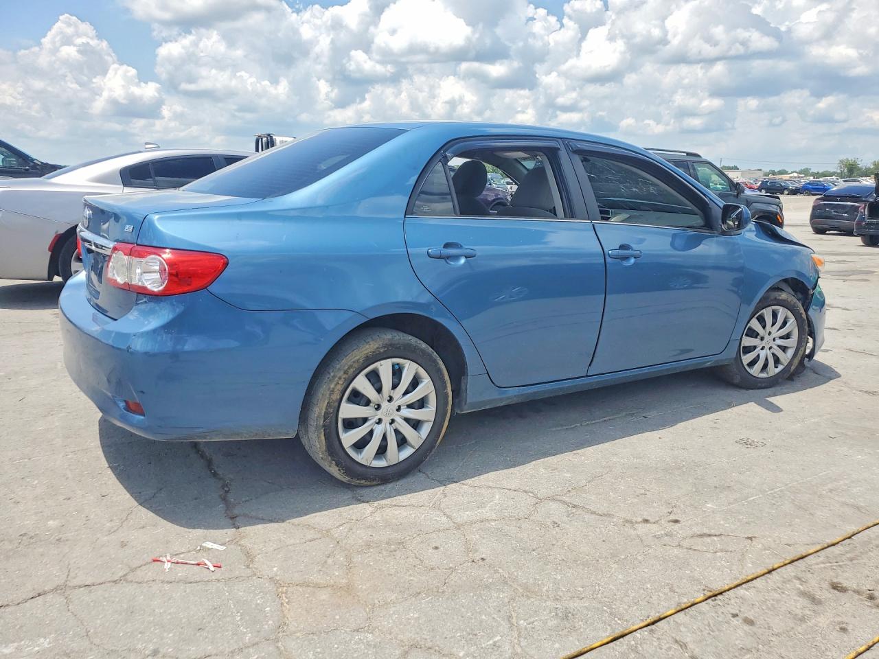 2013 TOYOTA COROLLA