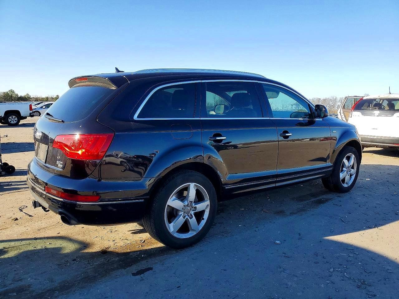 2015 AUDI Q7