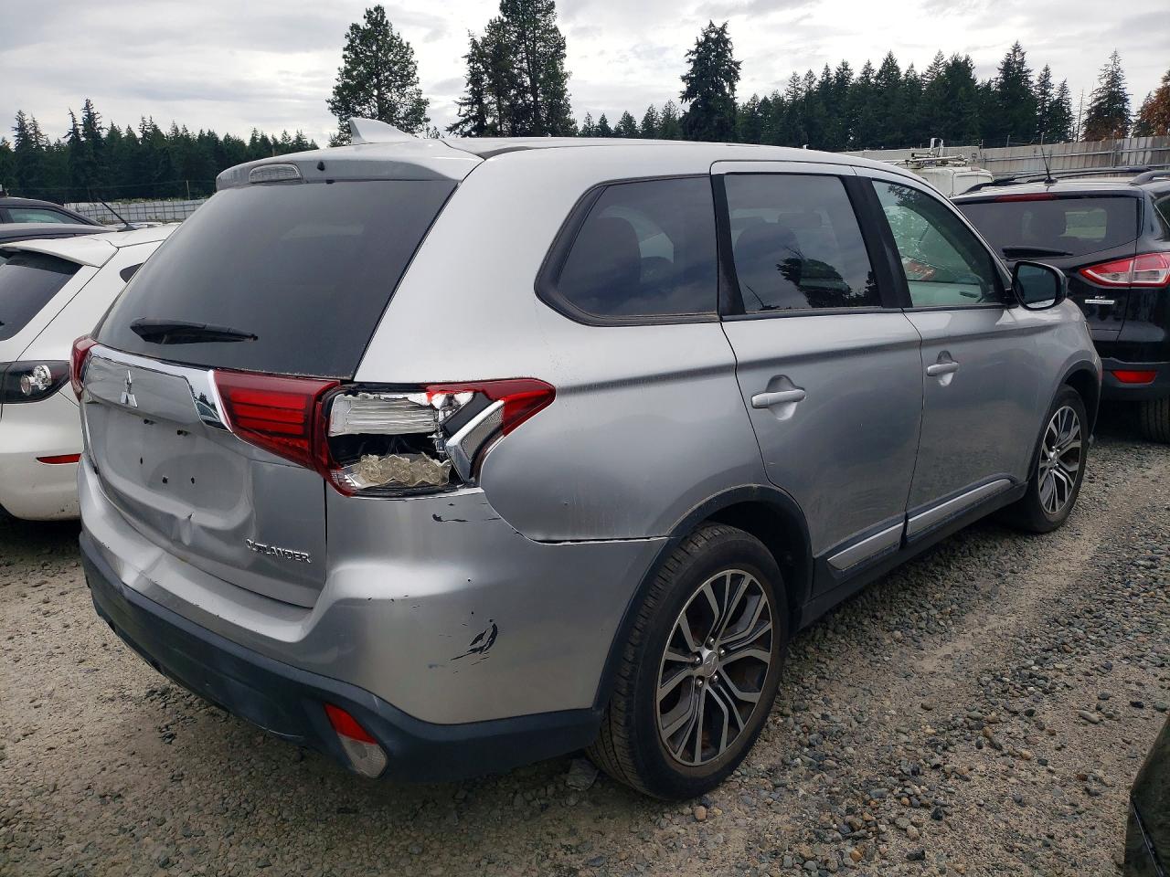 2018 MITSUBISHI OUTLANDER