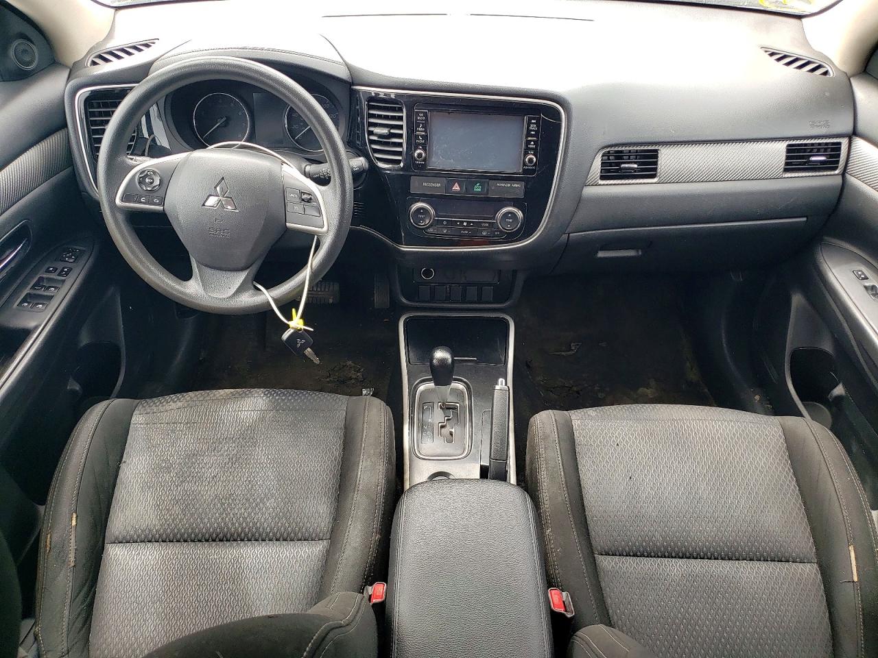 2018 MITSUBISHI OUTLANDER