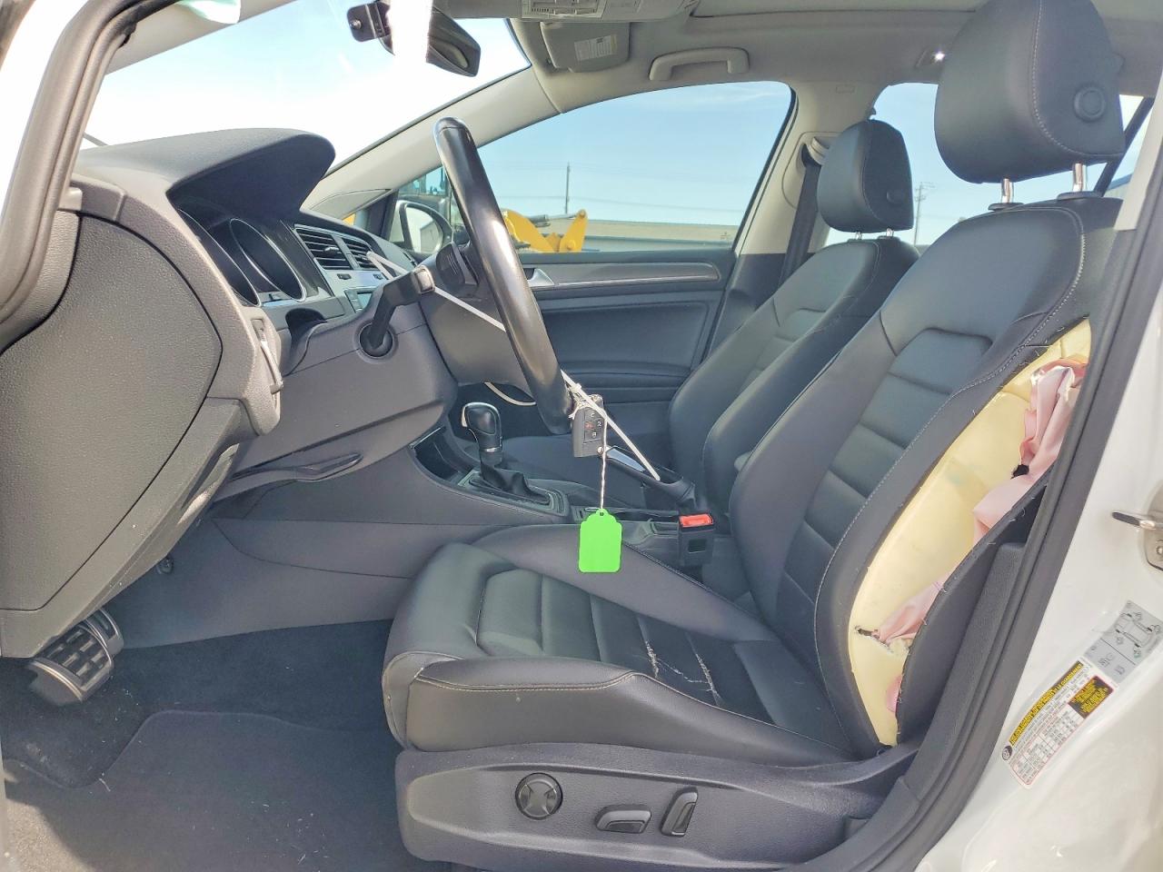 2017 VOLKSWAGEN GOLF